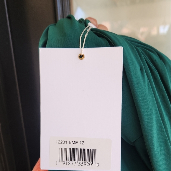 Mac Duggal Green Off-Shoulder Gown - Picture 3 of 3